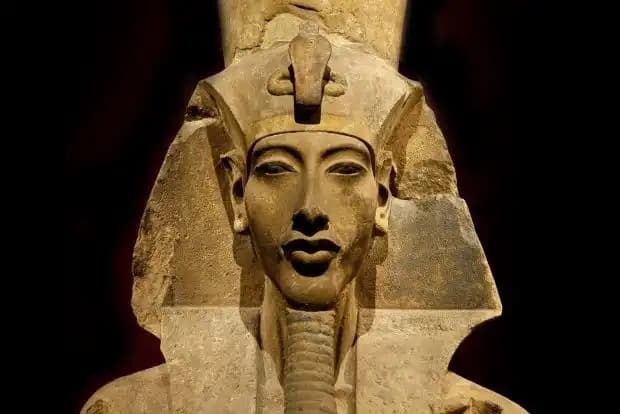 akhenaton akhenaton