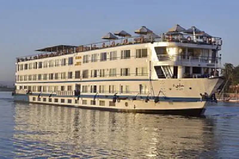 Hapi V Crucero Nilo en Navidad Hapi V Crucero Nilo en Navidad | Vive una travesía mágica por Egipto